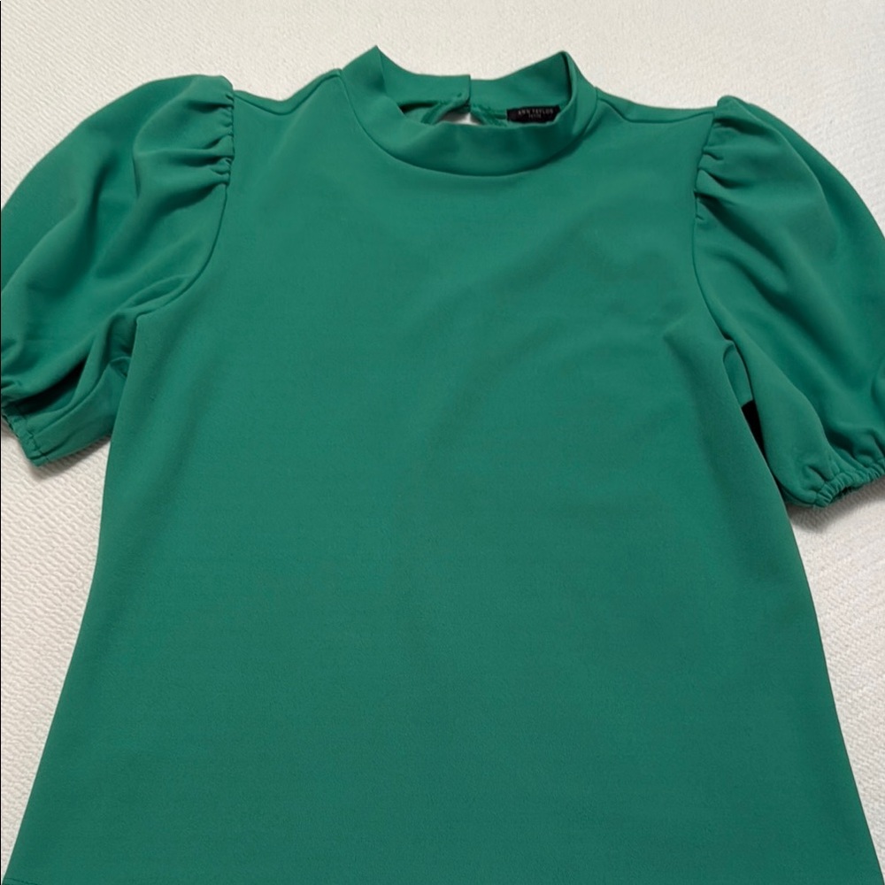 Ann Taylor Green Mandarin Collar Puff Sleeve Blouse